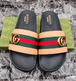 gucci chaussons pour homme s_12a277b